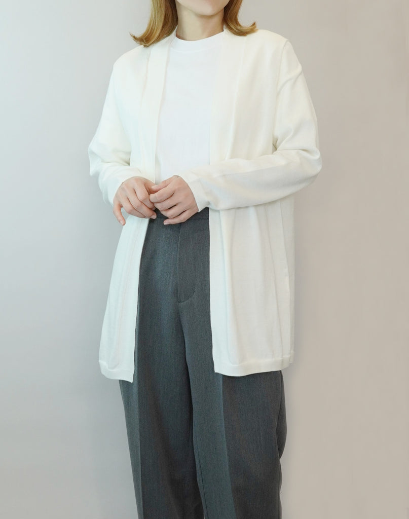 モデル：159cm　サイズ：M　色：アイボリー