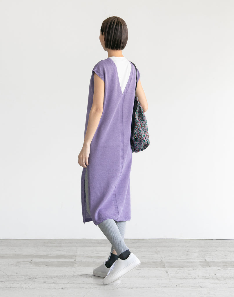 モデル：169cm　サイズ：フリー　色：ラベンダー