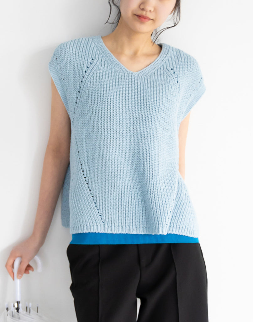  モデル：167cm　サイズ：M　色：サックス