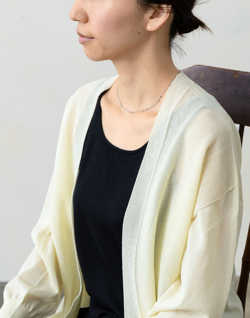 モデル：169cm　サイズ：L　色：ペールクリーム