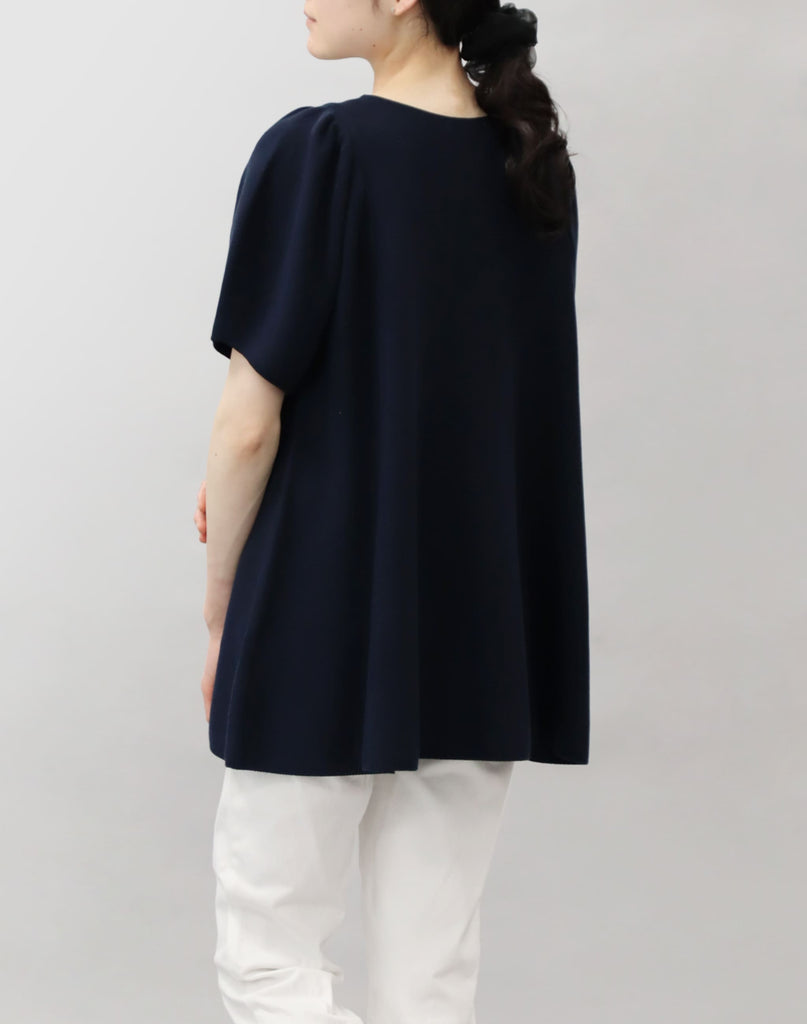 モデル：163cm　サイズ：M　色：ダークネイビー
